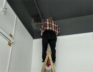 屋顶防水堵漏.jpg